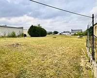 Terrain, 703 m²