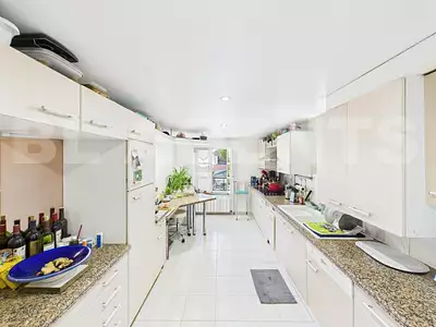 Maison, 180,06 m²