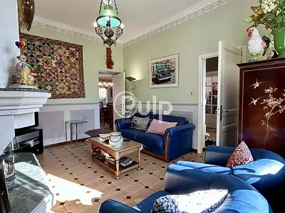 Maison, 240 m²