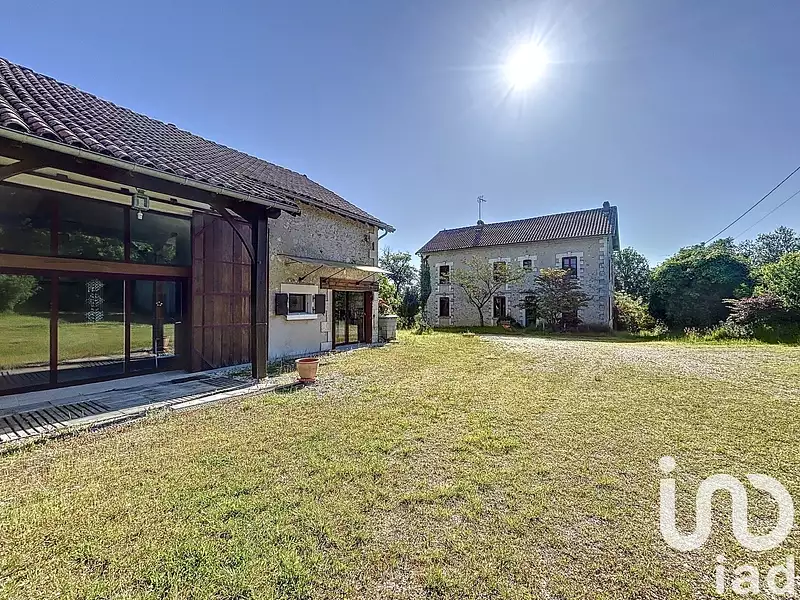 Maison, 375 m²