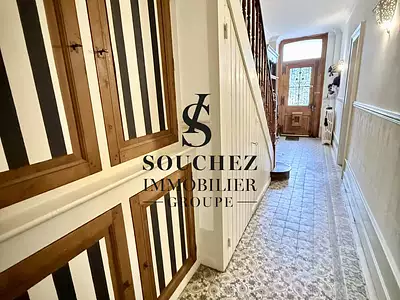 Maison, 166 m²