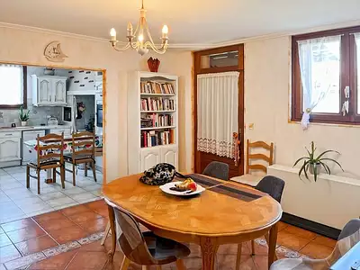 Maison, 271 m²