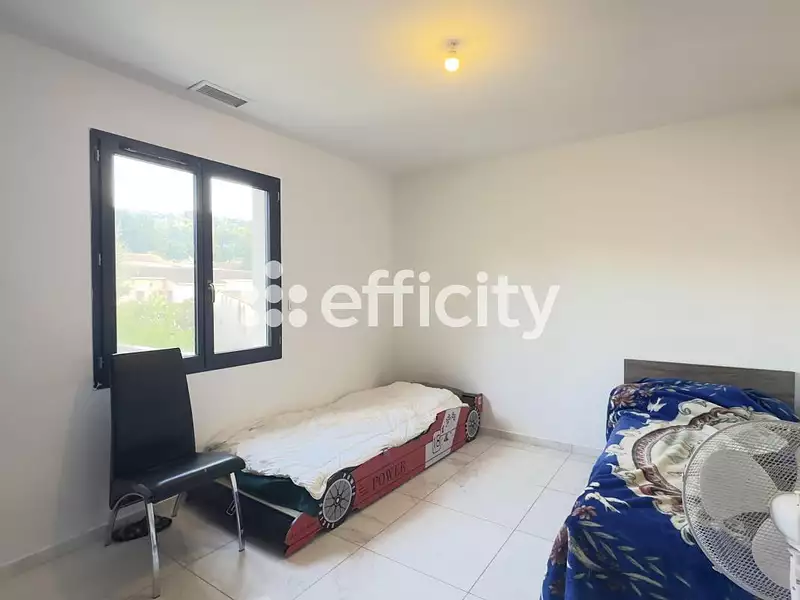 Maison, 92 m²