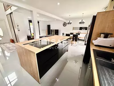 Maison, 123 m²