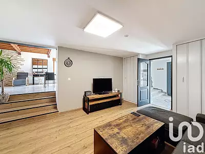 Maison, 255 m²