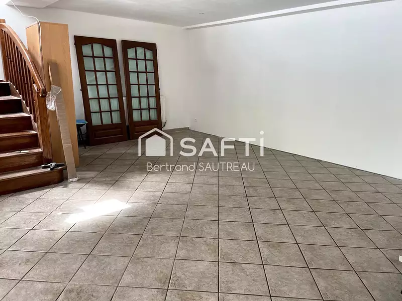 Immeuble, 568 m²