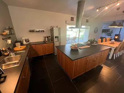 Maison, 281 m²