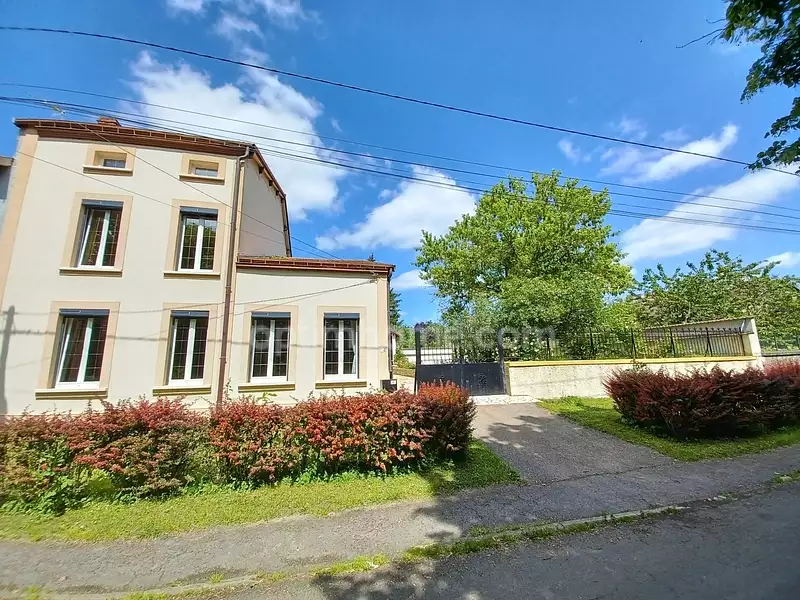 Maison, 210 m²