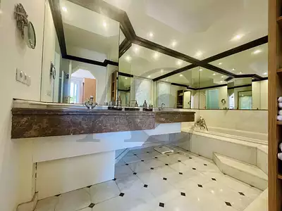 Maison, 200 m²