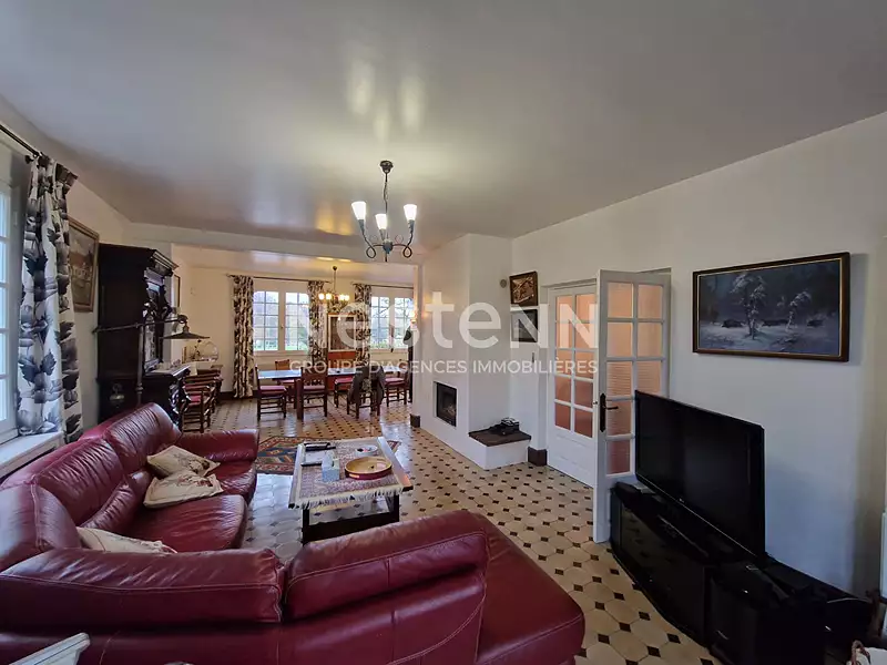 Maison, 151 m²