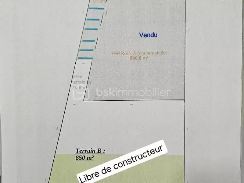 Terrain, 850 m²