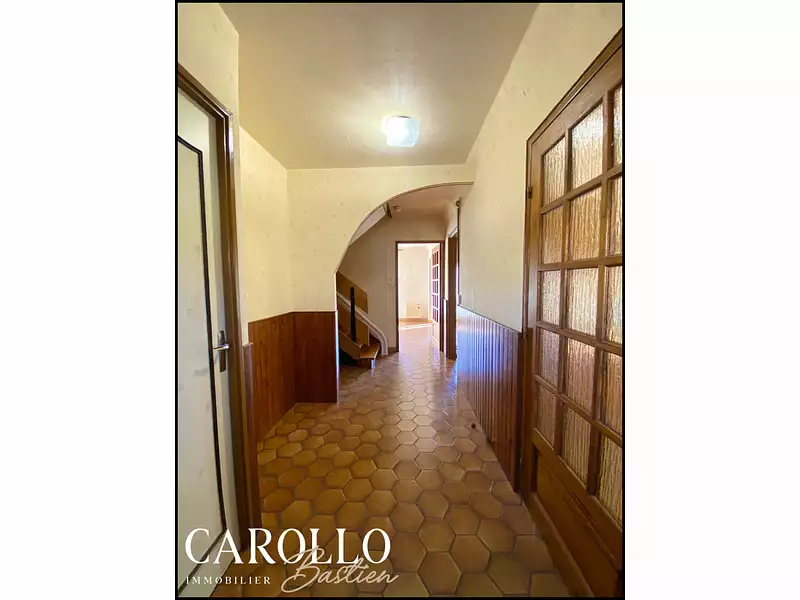 Maison, 99 m²