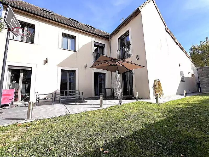 Maison, 141 m²