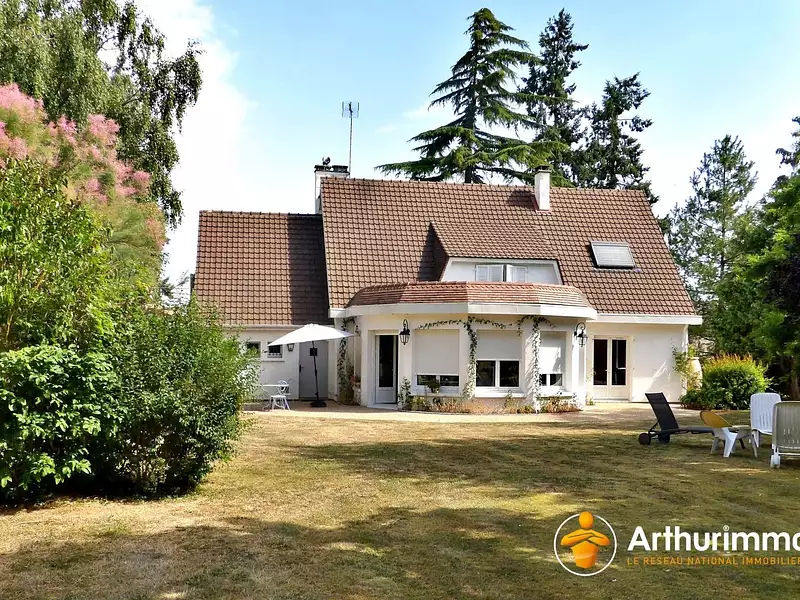 Maison, 180 m²
