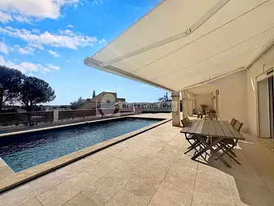 Maison, 250 m²