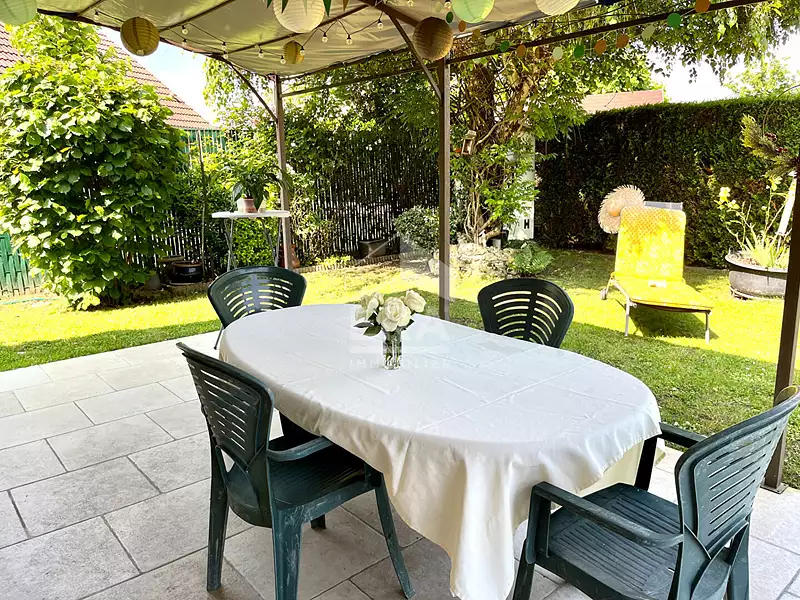 Maison, 155 m²
