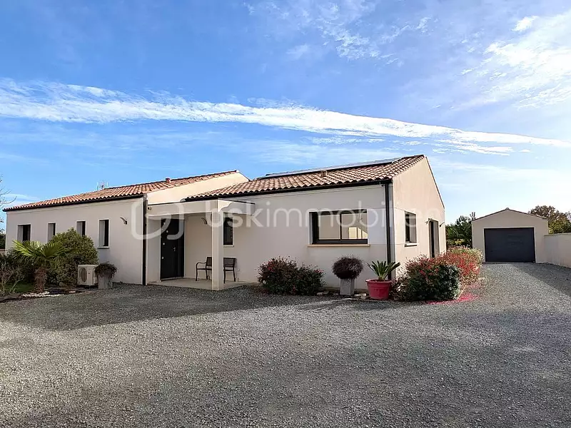 Maison, 151 m²
