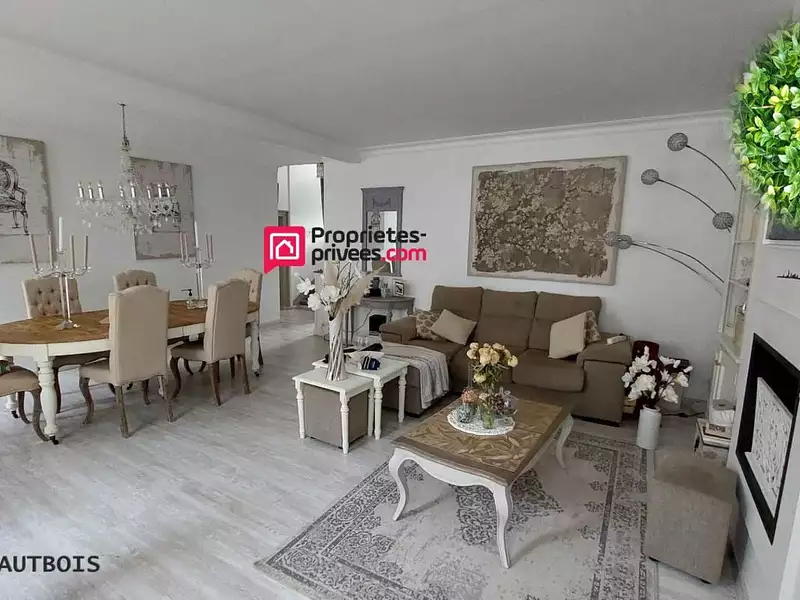 Immeuble, 360 m²