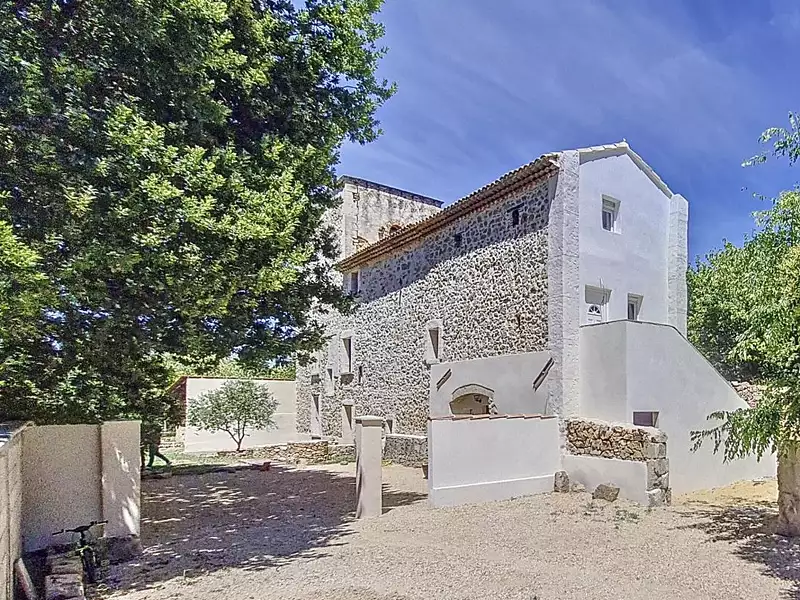 Maison, 340 m²