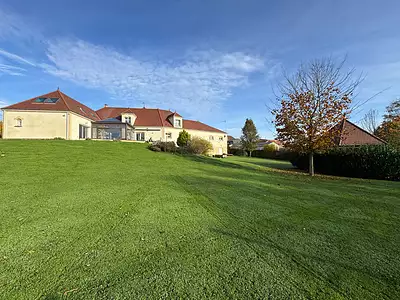 Maison, 329 m²