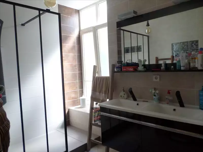 Maison, 213 m²