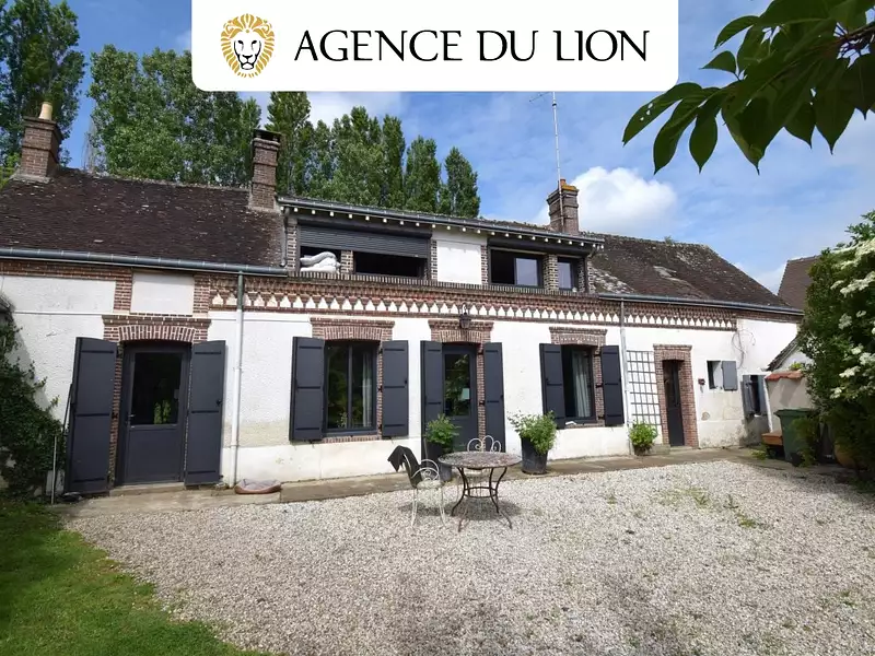 Maison, 210 m²