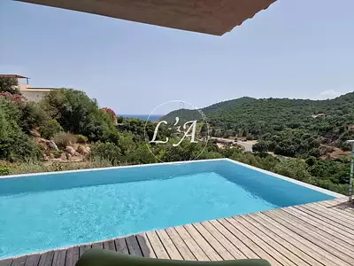 Maison, 205 m²