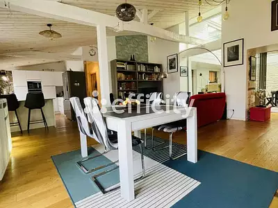 Maison, 170 m²