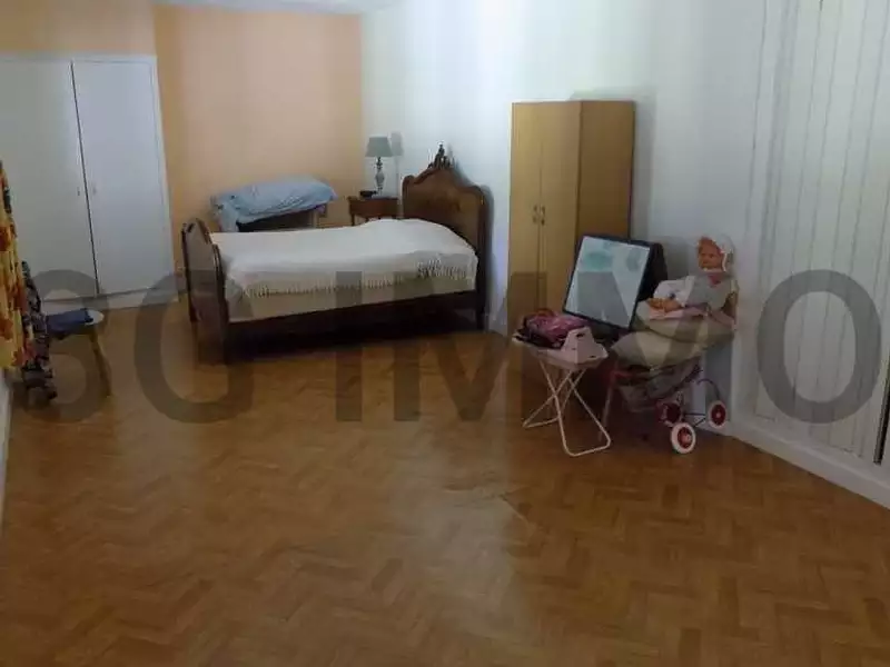 Maison, 551 m²