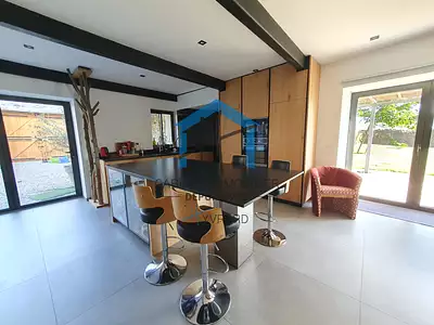 Maison, 272 m²