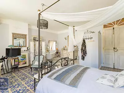Maison, 280 m²