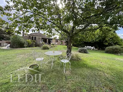 Maison, 165 m²