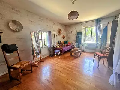 Maison, 225 m²