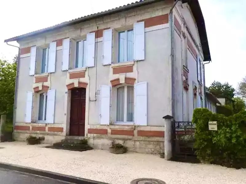 Maison, 220 m²