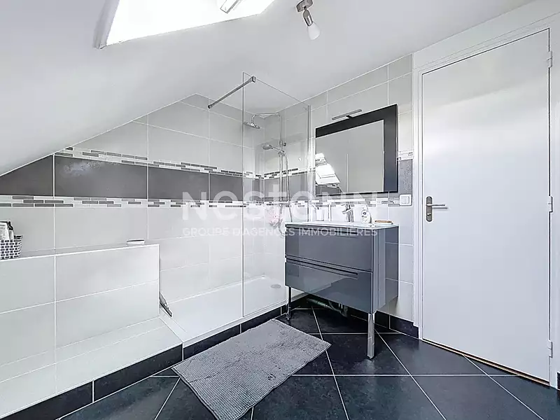 Maison, 116 m²