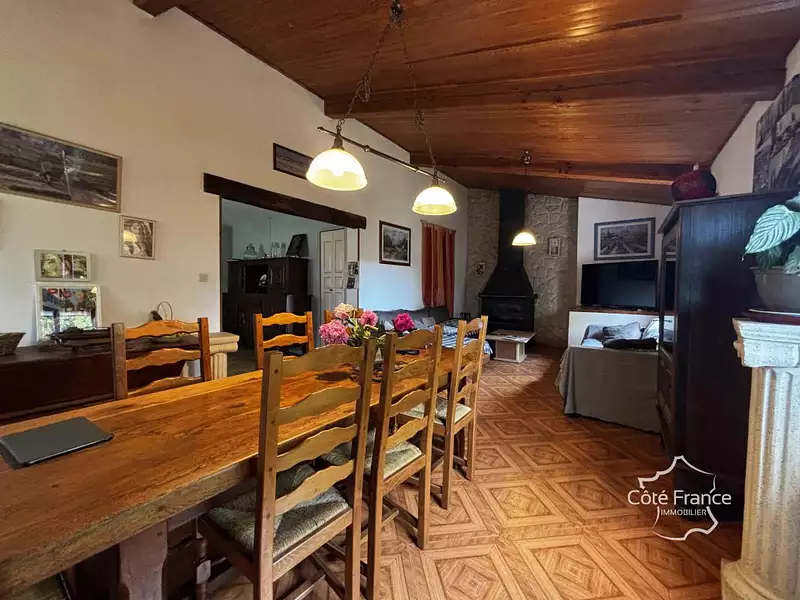 Maison, 98 m²