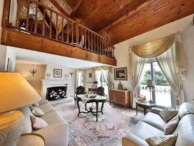 Maison, 238 m²