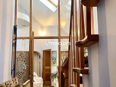 Maison, 319 m²