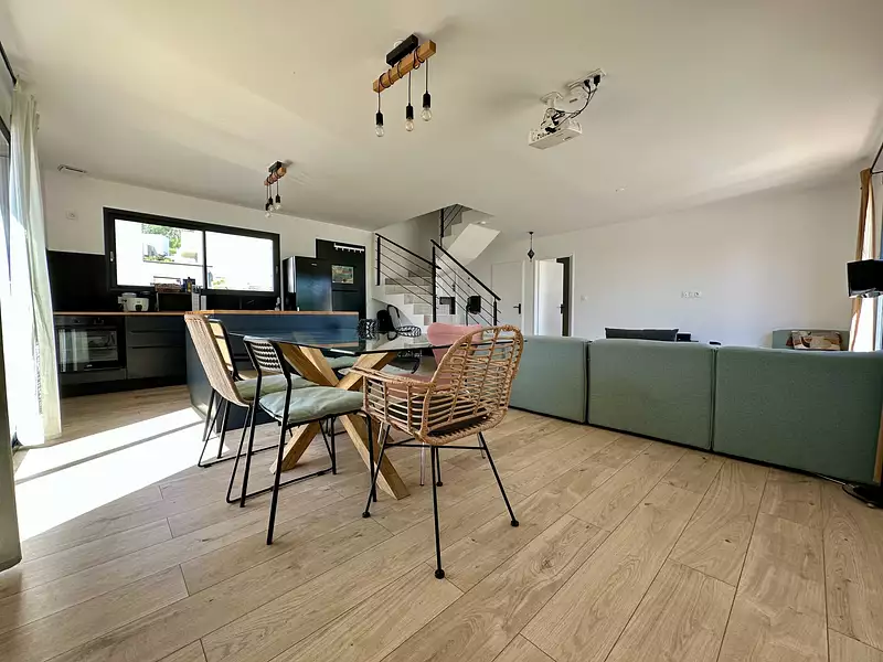 Maison, 115 m²