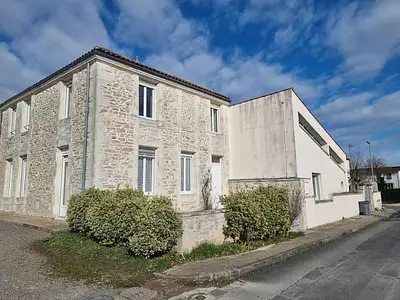 Maison, 179 m²