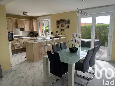 Maison, 144 m²