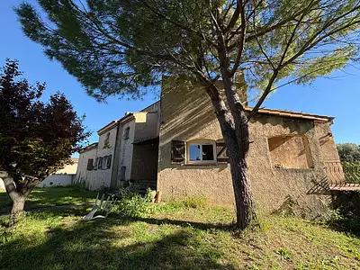 Maison, 245 m²