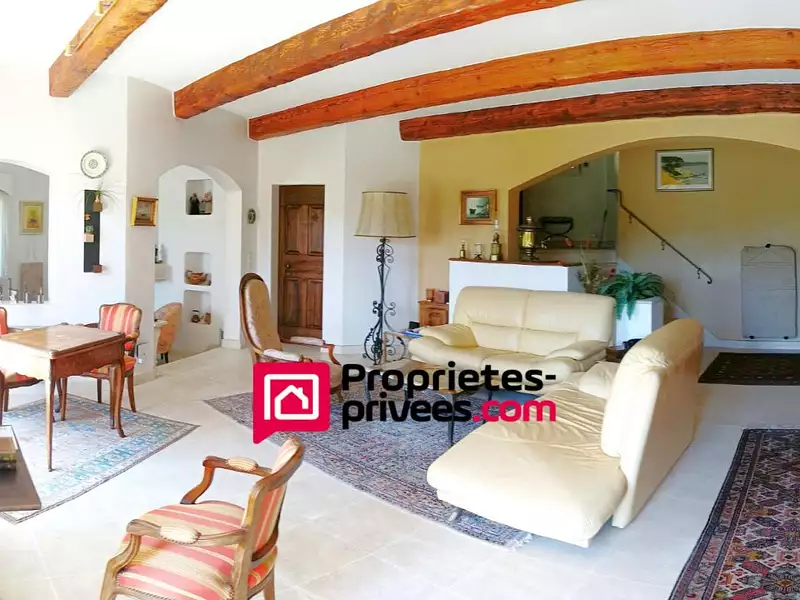 Maison, 165 m²