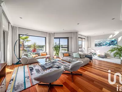 Appartement, 239 m²