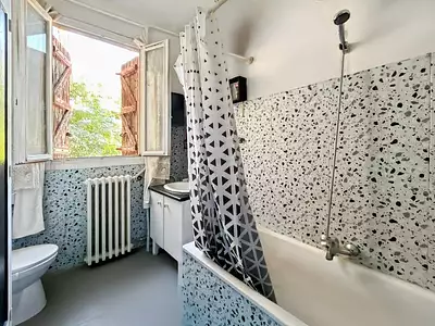 Immeuble, 105 m²