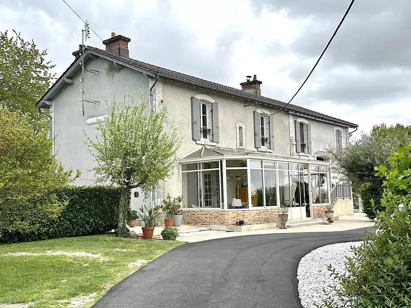 Maison, 236 m²