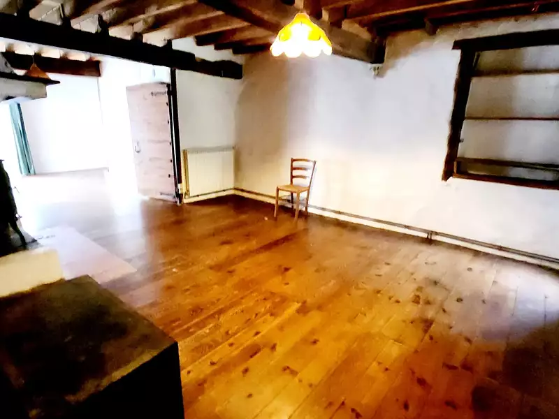 Maison, 225 m²