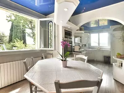 Maison, 283 m²