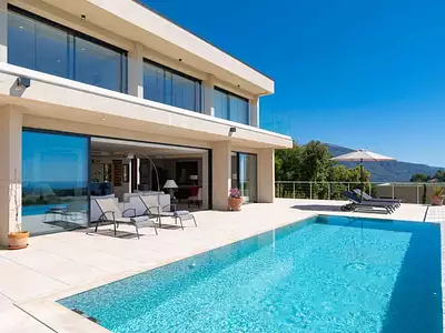 Maison, 560 m²
