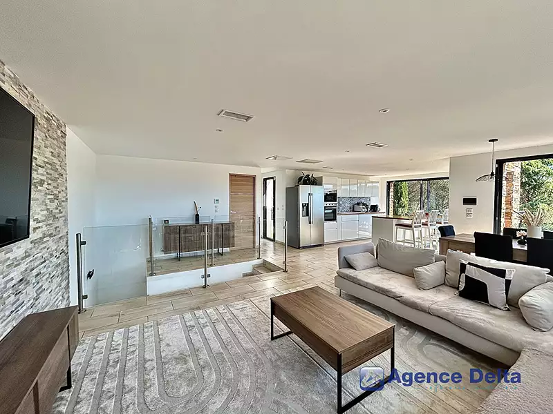 Maison, 150 m²